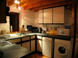 Tiree self-catering kitchen