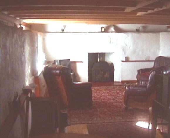 Tiree cottages self catering kitchen