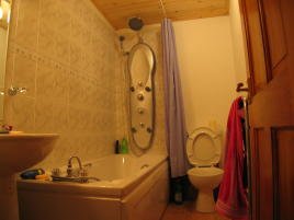 tiree bathroom